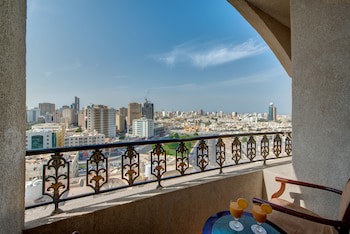 Sharjah Royal Tulip Hotel Apartment