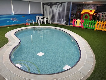 Sharjah Royal Tulip Hotel Apartment