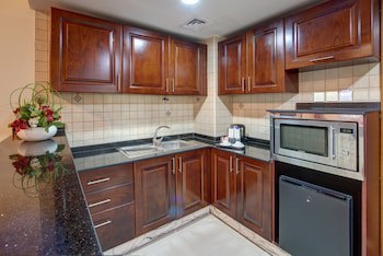 Sharjah Royal Tulip Hotel Apartment
