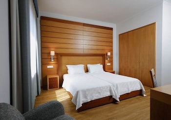 Montebelo Palacio Dos Melos Viseu Historic Hotel