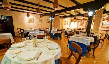 El Aguila Hotel