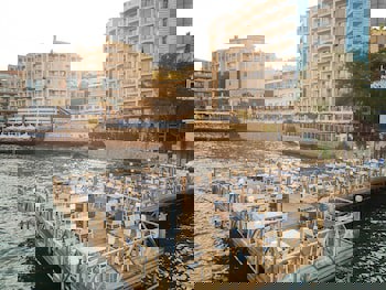 Charisma De Luxe Hotel