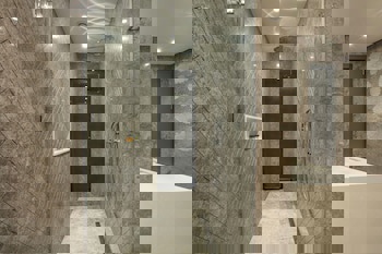 Charisma De Luxe Hotel