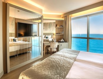 Charisma De Luxe Hotel galeri fotoğrafı