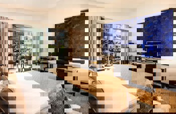 Charisma De Luxe Hotel