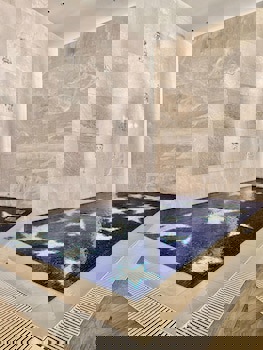 Charisma De Luxe Hotel