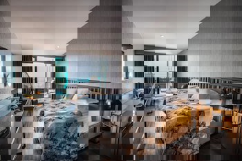 Charisma De Luxe Hotel