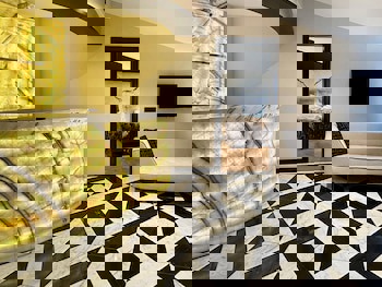 Charisma De Luxe Hotel