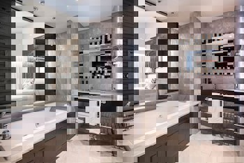 Charisma De Luxe Hotel