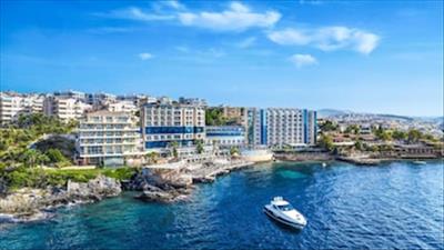 Charisma De Luxe Hotel
