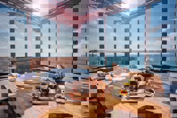 Charisma De Luxe Hotel