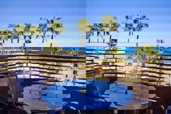 Les Palmiers Beach Hotel