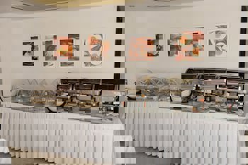 Les Palmiers Beach Hotel