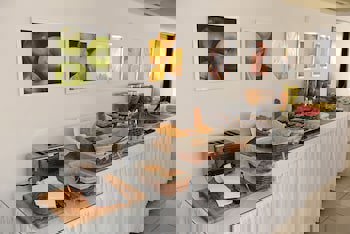 Les Palmiers Beach Hotel