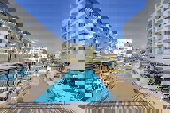 Anemi Hotel & Suites