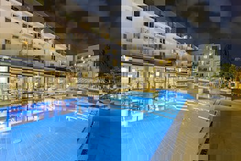 Anemi Hotel & Suites