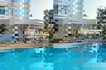 Anemi Hotel & Suites