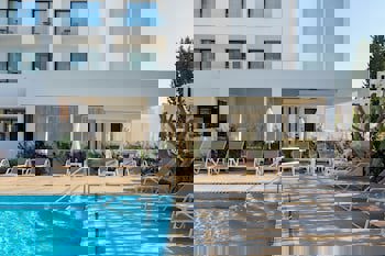 Anemi Hotel & Suites