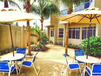 Comfort Inn & Suites Levittown