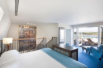 Cliff House Hotel