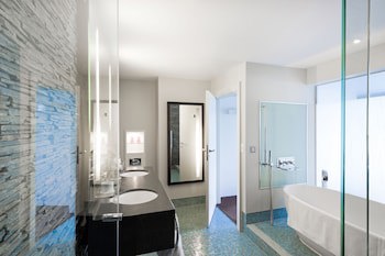 Cliff House Hotel