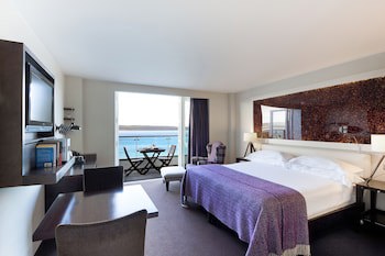 Cliff House Hotel