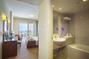 Aquamare Beach Hotel & Spa galeri fotoğrafı