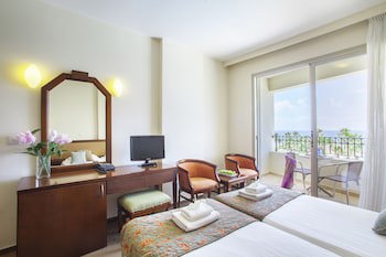 Aquamare Beach Hotel & Spa fotoğrafı