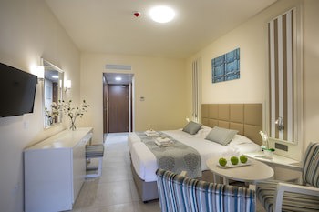 Aquamare Beach Hotel & Spa galeri fotoğrafı