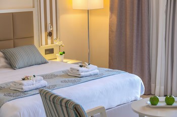 Aquamare Beach Hotel & Spa fotoğrafı