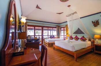 Chawengburi Resort