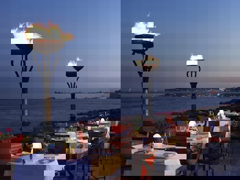 Four Seasons Hotel Istanbul At The Bosphorus