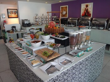 Nova Suites Pattaya By Compass Hospitality
