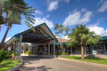 Tanoa Waterfront Hotel