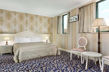 Ramada By Wyndham Baku