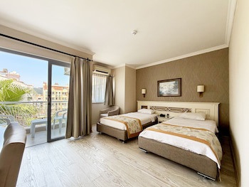 Romance Beach Hotel galeri fotoğrafı