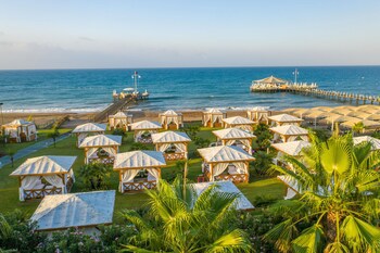 Calista Luxury Resort 