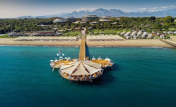 Calista Luxury Resort 