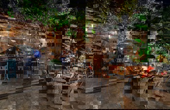 Tuvana Hotel - Special Class