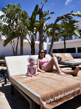 Coral Cotillo Beach