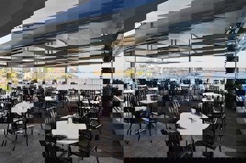 Korumar Deluxe Hotel