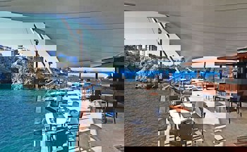 Korumar Deluxe Hotel