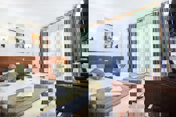 Medusa Hotel( 12 Adult Only)