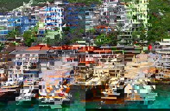 Medusa Hotel( 12 Adult Only)