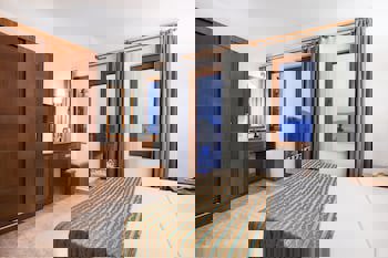 Medusa Hotel( 12 Adult Only)