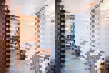 Medusa Hotel( 12 Adult Only)