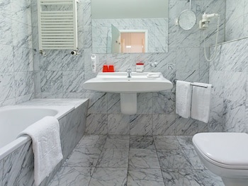 DORMERO Hotel Burghausen galeri fotoğrafı
