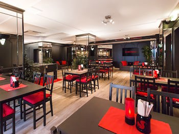 DORMERO Hotel Burghausen fotoğrafı