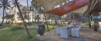Bluebay Beach Resort And Spa