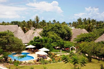 Bluebay Beach Resort And Spa